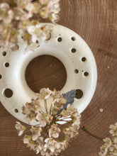 Load image into Gallery viewer, forage hoop - white (1 left)
