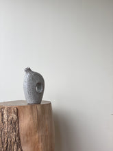Load image into Gallery viewer, handbuilt sculptural vessel 55 - pebble
