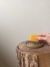 Load image into Gallery viewer, soap dish - moss