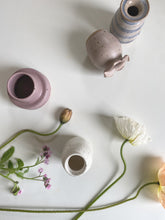 Load image into Gallery viewer, ruffle bud vase 654 - one of a kind - toffee