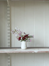 Load image into Gallery viewer, ruffle bud vase 685 - one of a kind - white