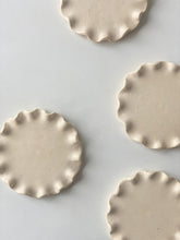 Load image into Gallery viewer, scalloped candleholder - toi toi - small