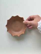 Load image into Gallery viewer, Mini bowl - toffee