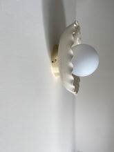 Load image into Gallery viewer, aura scallop wall sconce - toi toi preorder