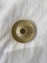 Load image into Gallery viewer, candle holder - pear