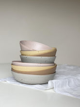 Load image into Gallery viewer, Set of 4 breakfast bowls - everyday range
