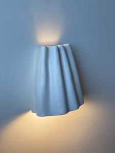 bespoke wave sconce - toi toi preorder