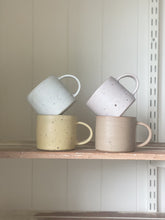 Load image into Gallery viewer, Set of 4 cups - everyday range
