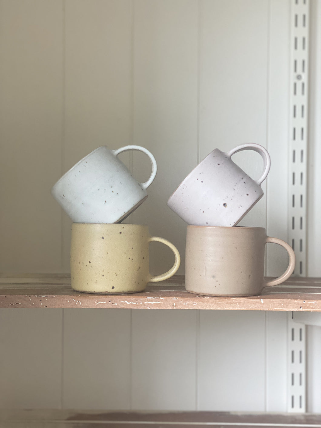 Set of 4 cups - everyday range