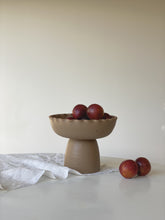 Load image into Gallery viewer, ruffle pedestal bowl 29 - walnut
