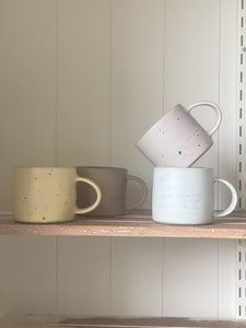 Set of 4 cups - everyday range