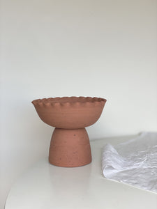 pedestal bowl 24 - terra raw