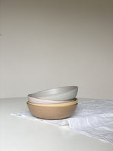 Load image into Gallery viewer, Set of 4 pasta bowls - everyday range
