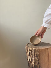 Load image into Gallery viewer, Mini bowl - walnut
