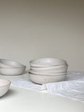 Load image into Gallery viewer, Second set of 4 pasta bowls - everyday range - cloud
