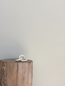 handbuilt sculptural knot 2 - toi toi raw