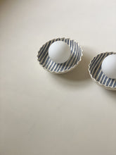 Load image into Gallery viewer, aura stripe/scallop wall sconce - white preorder
