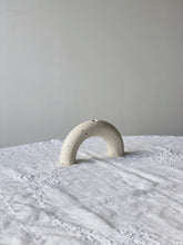 Load image into Gallery viewer, large arc vase - toi toi
