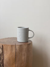 Load image into Gallery viewer, single mug - everyday range - sea blue
