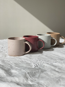 Set of 4 cups - everyday range