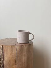 Load image into Gallery viewer, Set of 4 cups - everyday range

