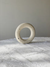 Load image into Gallery viewer, Large hoop vase - toi toi

